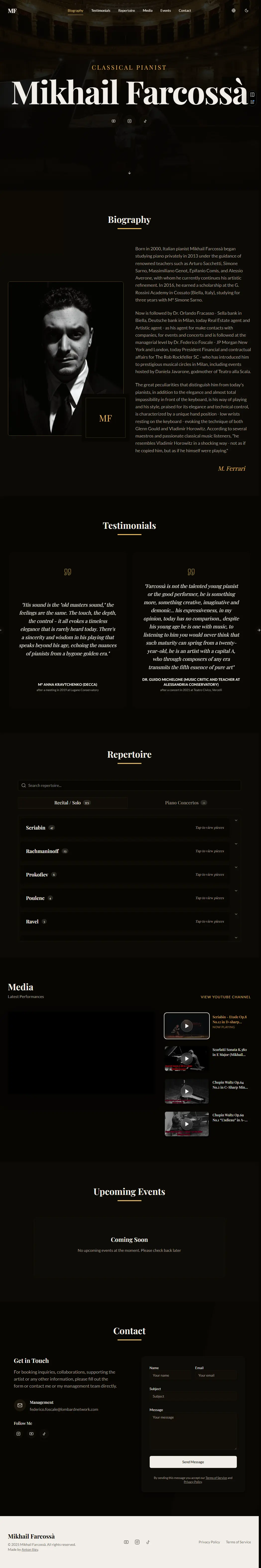 Homepage screenshot of Mikhail Farcossa's classical pianist portfolio website.